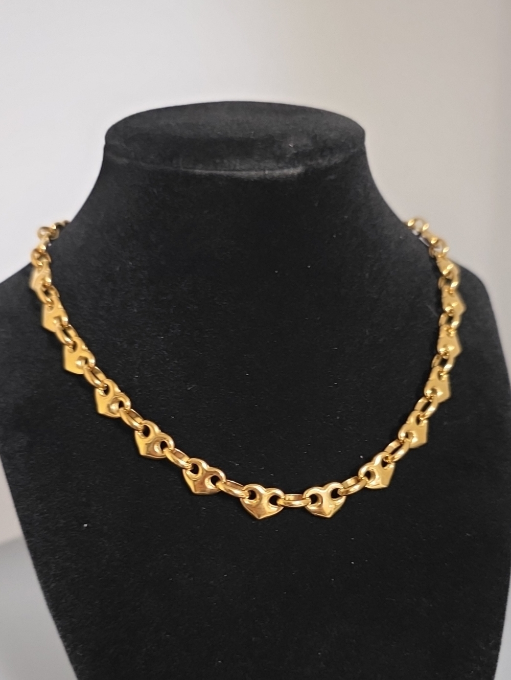 Gold Heart Link Necklace - Women Jewelry